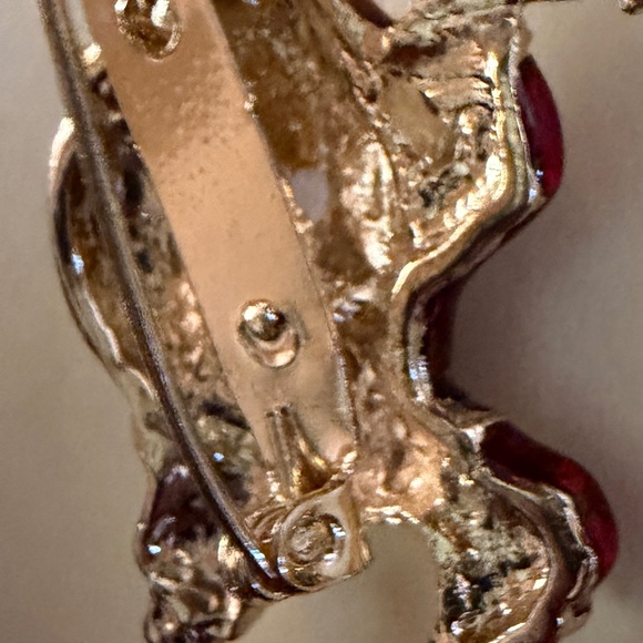 Christmas Pin Frog Dressed as Santa Claus Merry Christmas Banner - Picture 5 of 6